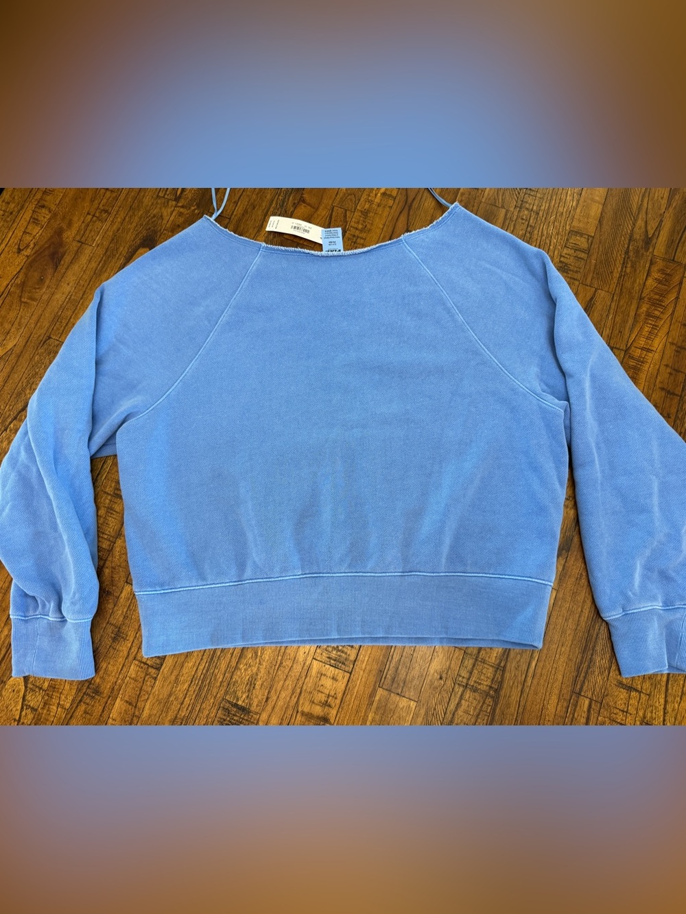 NWT PINK Blue Raw-Edge Boatneck Sweatshirt Size Small - Picture 6 of 8